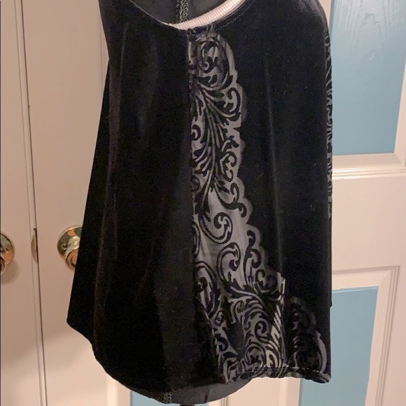 Gypsies & Moondust  Black Velvety Top (Small) - Picture 4 of 9